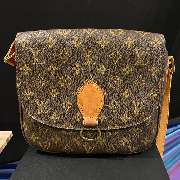 Louis Vuitton Handbags - VINTAGE LOUIS VUITTON MONOGRAM SAINT CLOUD MESSENGER BAG